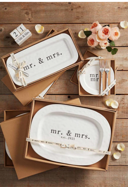 Mr. & Mrs. Hostess Set