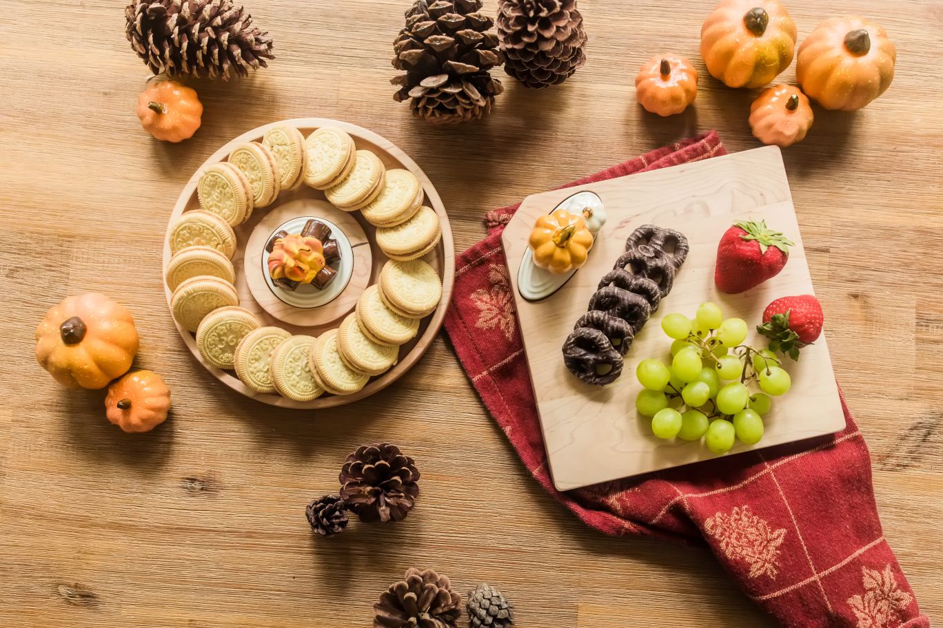 Nora Fleming cheese board and serving platter